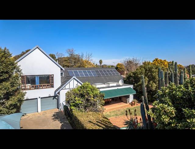 3 BEDROOM HOUSE FOR SALE IN HIGHWAY GARDENS